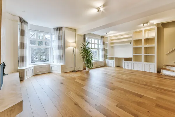 cozy-spacious-room-2025-02-09-22-37-13-utc-685a8927272b8